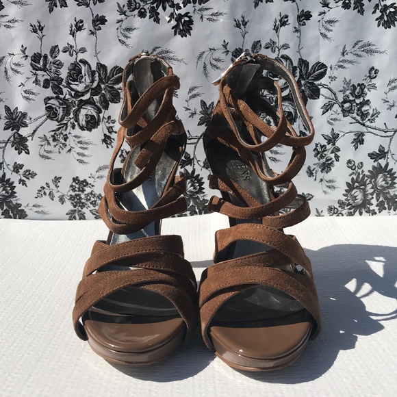 GUESS Suede Strappy Credenza Style Heels - Picture 2 of 7